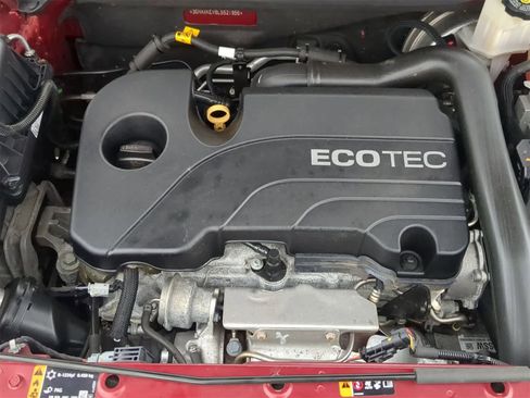 Used 2020 Chevrolet Equinox LT w/ LPO, Floor Liner Package image 22