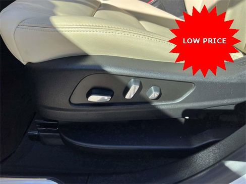 Used 2019 Cadillac XT5 Luxury image 19