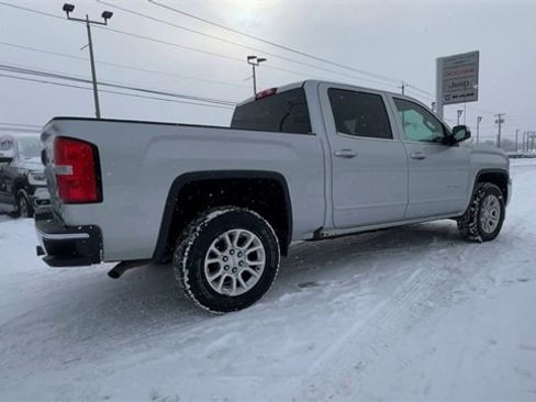 Used 2017 GMC Sierra 1500 SLE w/ SLE Value Package image 8