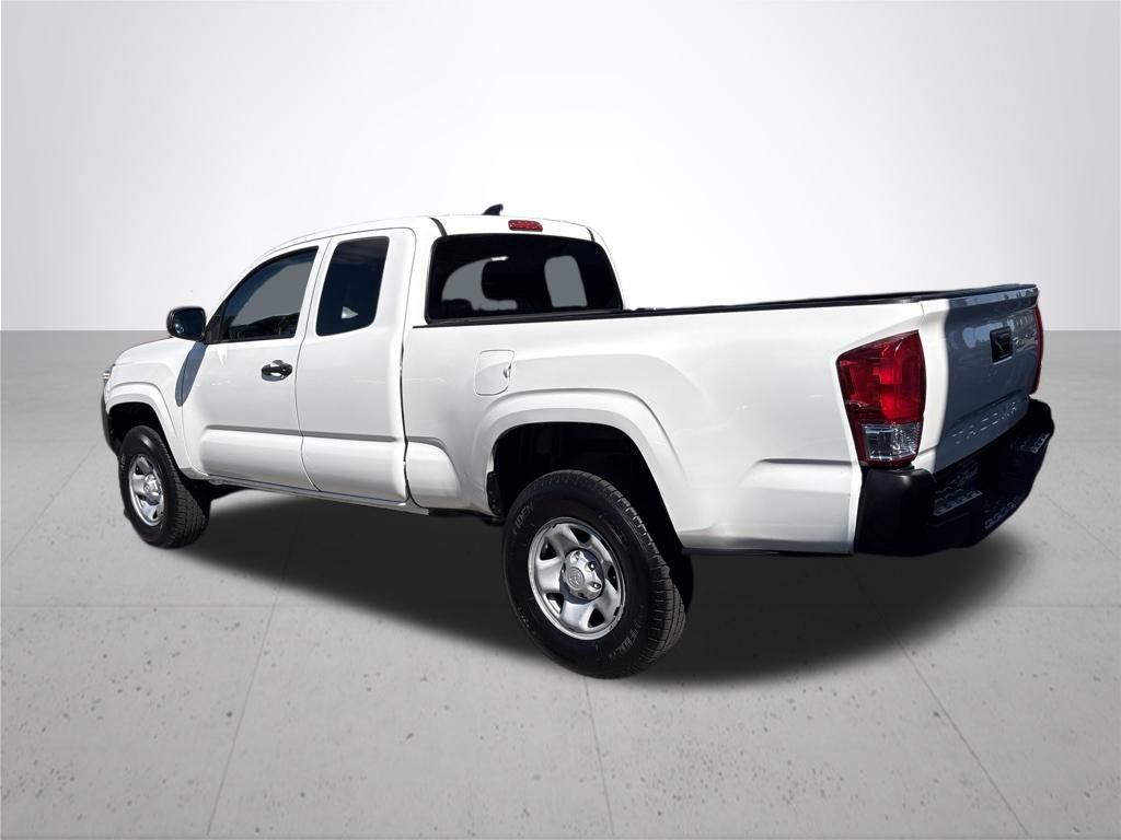 Used 2022 Toyota Tacoma SR RWD image 9