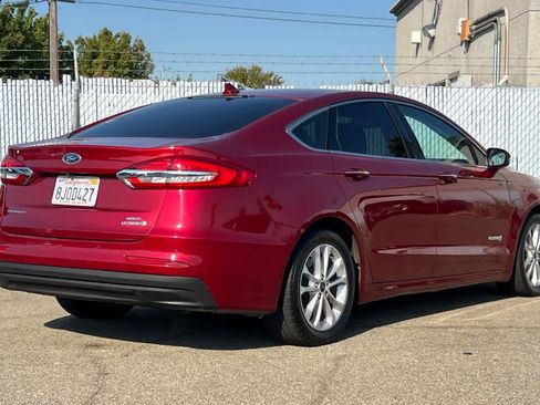 Used 2019 Ford Fusion SEL FWD image 3