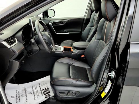 Used 2024 Toyota RAV4 Adventure image 17