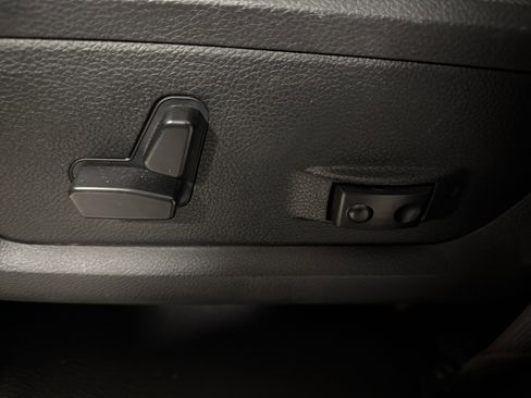 Used 2017 RAM 2500 Big Horn image 21