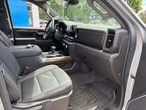 Used 2026 GMC Sierra 1500 Elevation w/ Elevation Premium Package AWD/4WD image 36