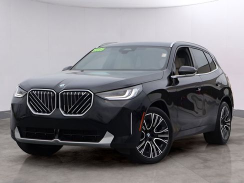 Used 2025 BMW X3 xDrive30i AWD/4WD image 1