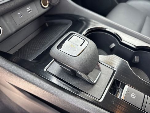 Used 2023 Nissan Rogue SV w/ SV Premium B Package image 31