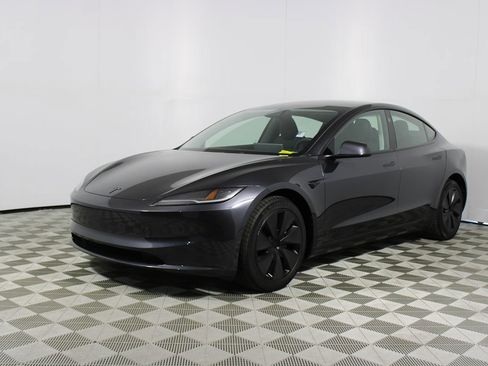 Used 2024 Tesla Model 3 Long Range RWD image 29