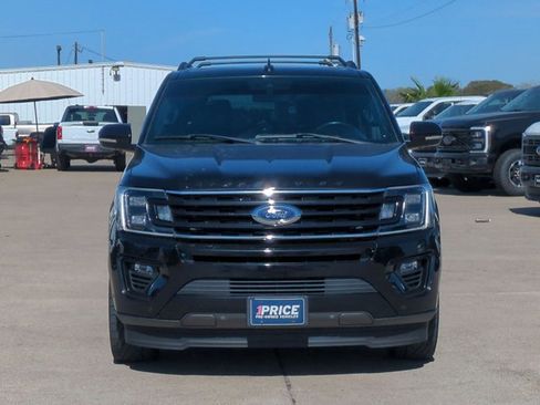 Used 2021 Ford Expedition Limited image 2