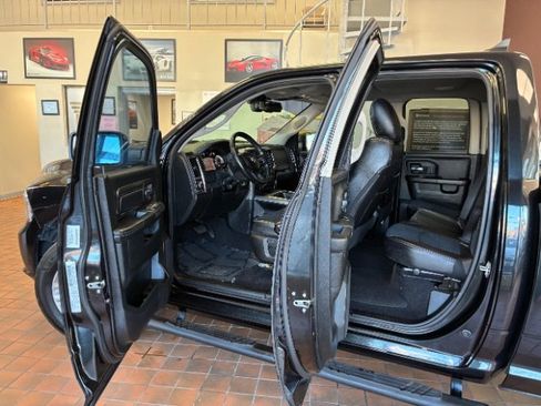 Used 2017 RAM 1500 Sport w/ Premium Sound Group image 27