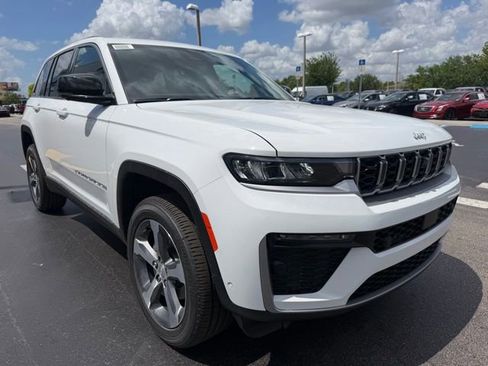 New 2026 Jeep Grand Cherokee Limited image 3