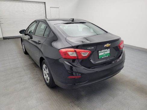 Used 2018 Chevrolet Cruze LS image 5