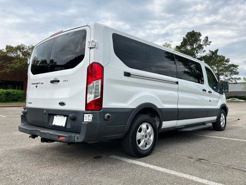 Used 2018 Ford Transit 350 XLT image 24