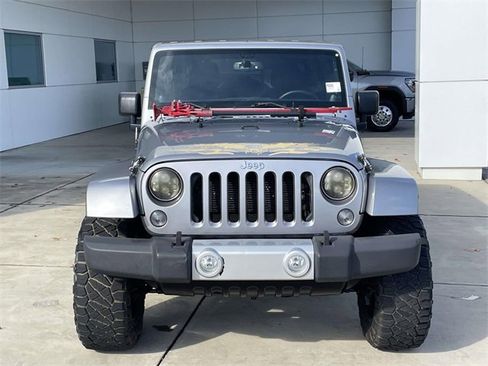 Used 2014 Jeep Wrangler Unlimited Sahara w/ Max Tow Package image 3