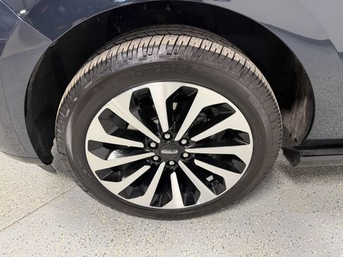 Used 2024 Lincoln Navigator Reserve image 38