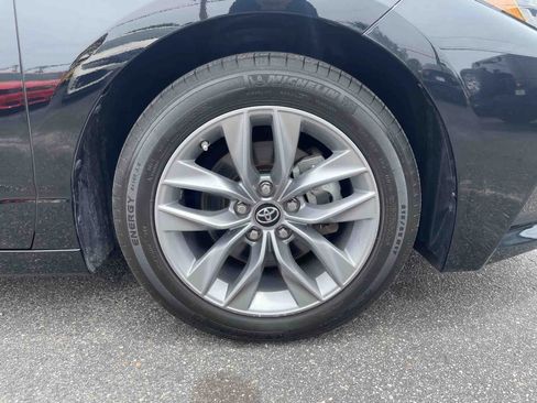Used 2019 Toyota Avalon XLE image 47