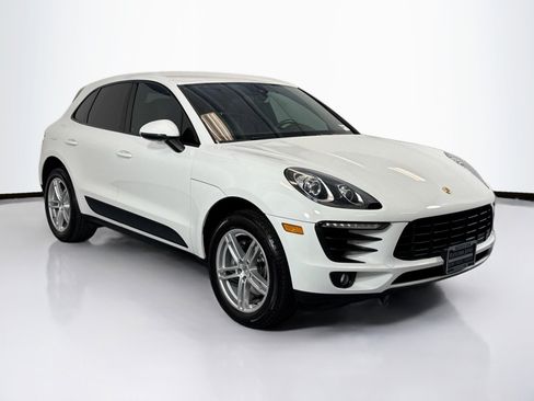 Used 2017 Porsche Macan AWD/4WD image 7