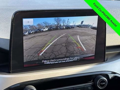 Used 2020 Ford Escape SE image 17