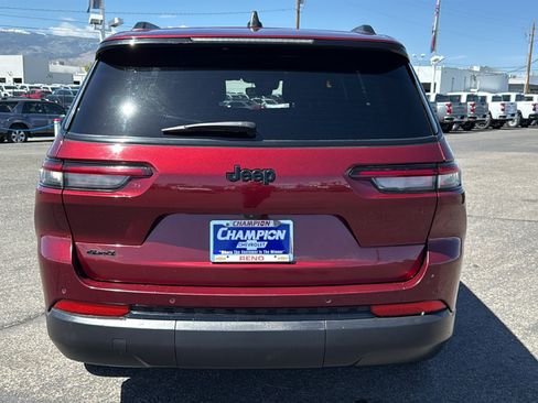 Used 2024 Jeep Grand Cherokee L Laredo AWD/4WD image 6