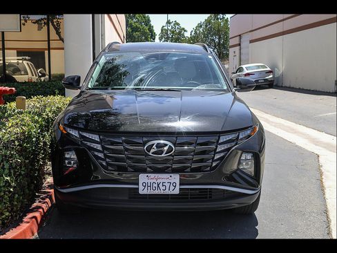 Certified 2023 Hyundai Tucson SEL w/ Convenience Package FWD image 6