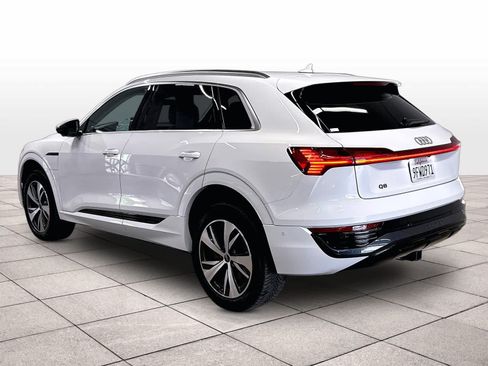 Used 2024 Audi Q8 e-tron Premium Plus w/ Premium Plus Package AWD/4WD image 14