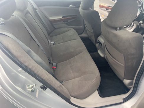 Used 2011 Honda Accord EX image 18