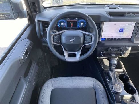 New 2026 Ford Bronco Big Bend AWD/4WD image 9