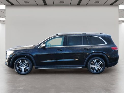 Used 2021 Mercedes-Benz GLS 450 4MATIC image 3