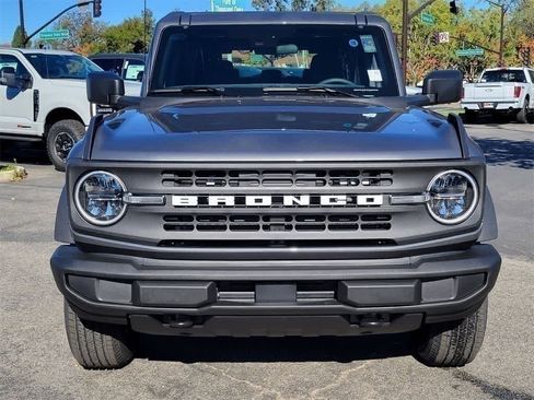 New 2025 Ford Bronco Base image 7