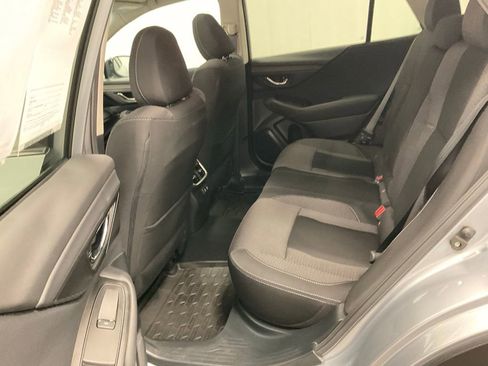Used 2022 Subaru Outback Premium image 33