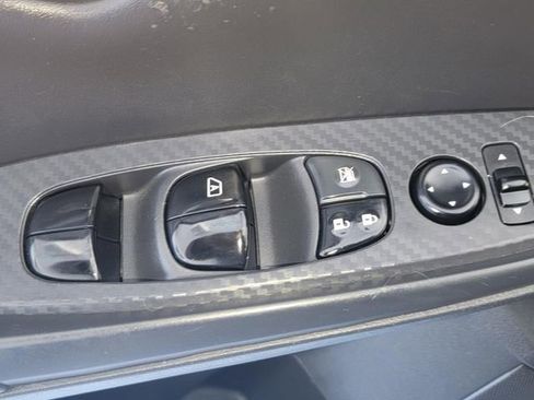 Used 2020 Nissan Sentra S image 26