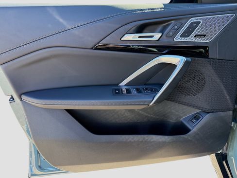 Used 2025 BMW X1 xDrive28i w/ Technology Package image 23