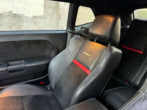 Used 2013 Dodge Challenger SRT8 w/ Harman Kardon Audio Group image 15