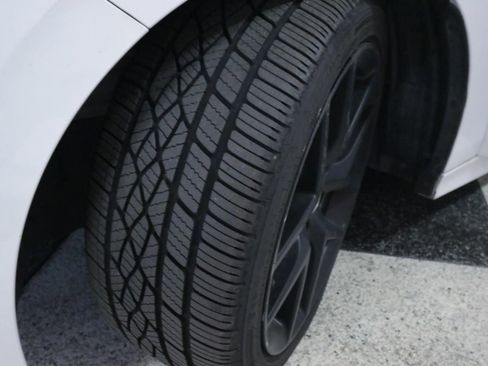 Used 2023 Honda Civic Si image 9