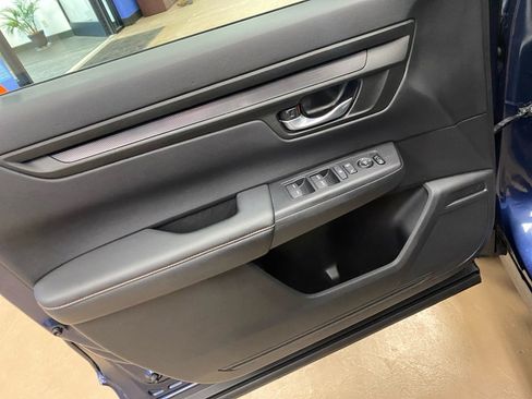 Certified 2023 Honda CR-V Sport image 32