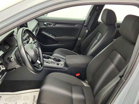 Used 2025 Honda Civic Sport image 17