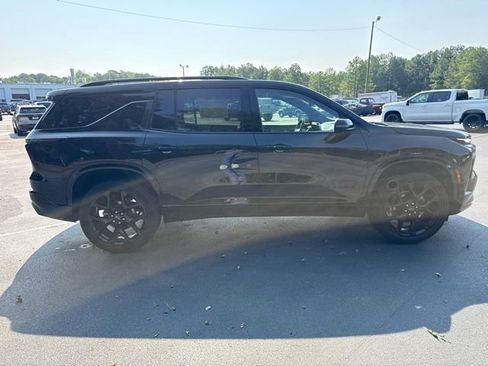 Used 2026 Chevrolet Traverse RS FWD image 6