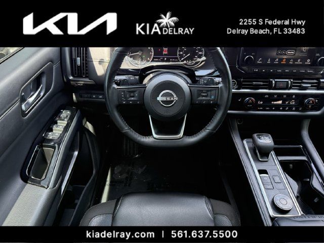 Used 2024 Nissan Pathfinder SL AWD/4WD image 13