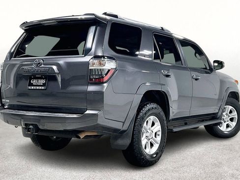 Used 2020 Toyota 4Runner SR5 Premium w/ Moonroof Package image 2