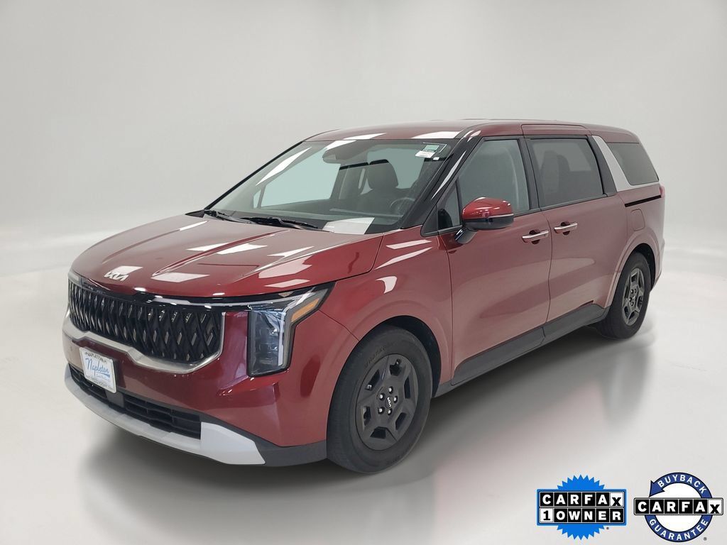 Used 2025 Kia Carnival FWD image 1