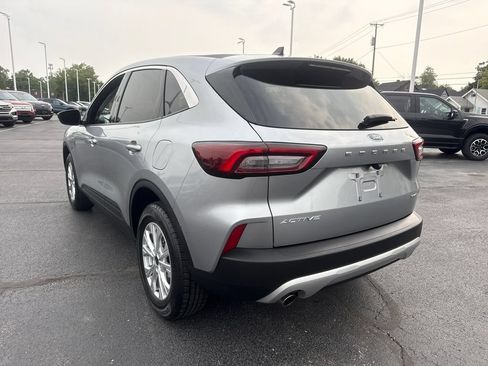 Used 2024 Ford Escape Active AWD/4WD image 8