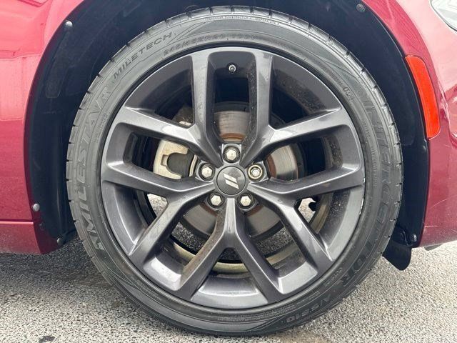 Used 2022 Dodge Charger SXT w/ Blacktop Package RWD image 43