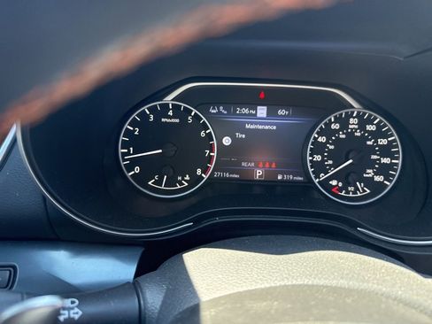 Used 2023 Nissan Maxima SR w/ Sport Mat Group image 10