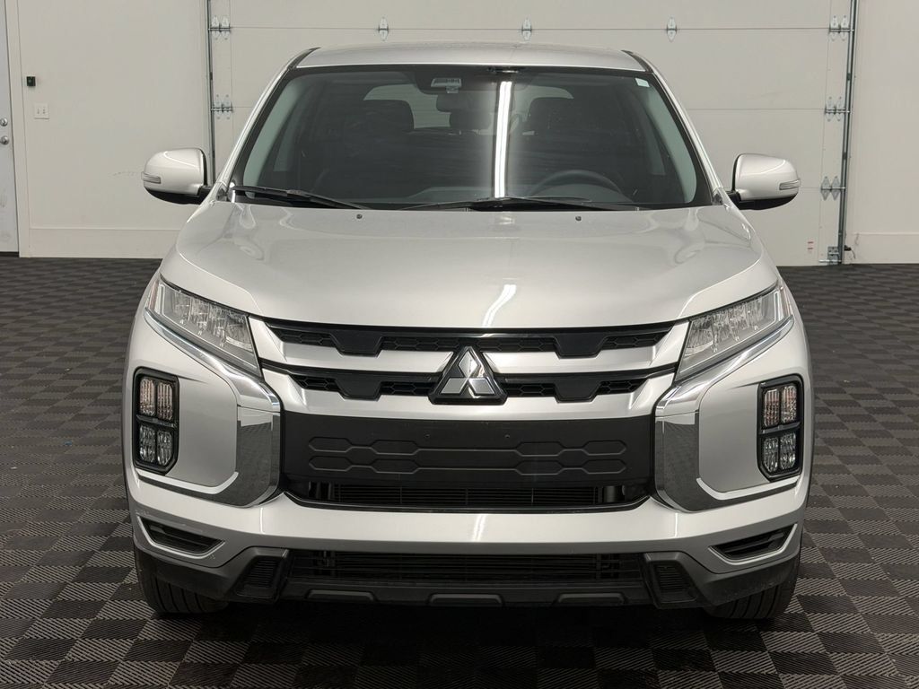 Used 2025 Mitsubishi Outlander Sport SE AWD/4WD image 6