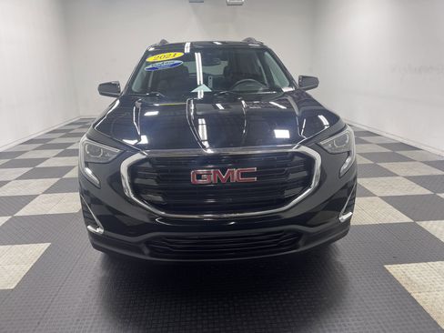 Used 2021 GMC Terrain SLE w/ Driver Convenience Package image 7