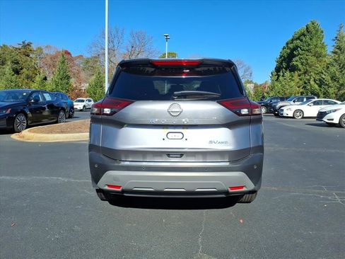 Used 2023 Nissan Rogue SV image 23