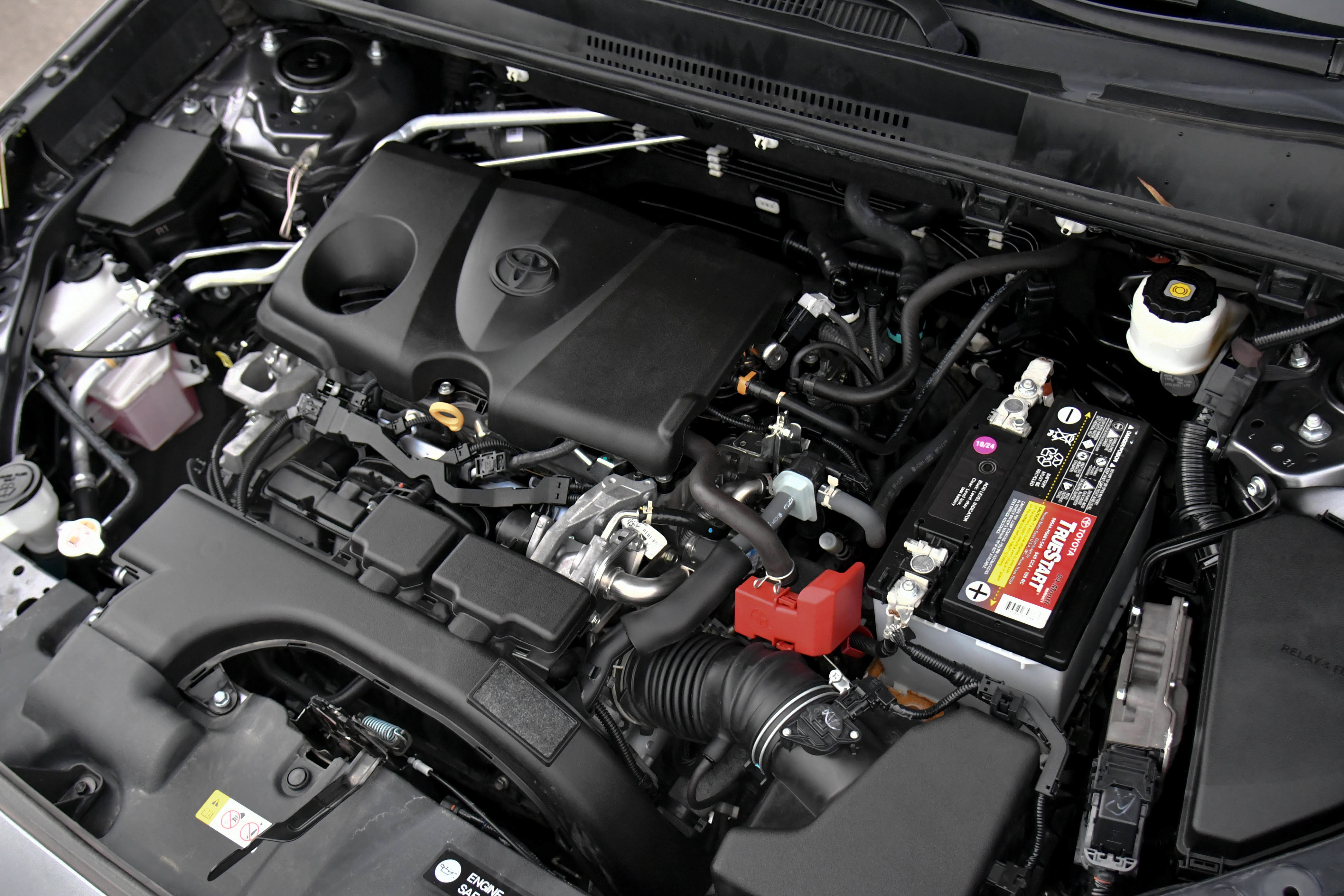 Used 2021 Toyota RAV4 LE FWD image 40