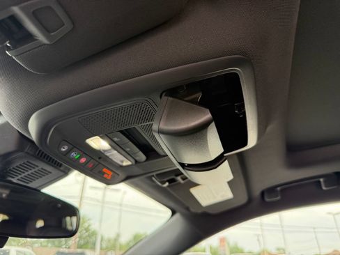 New 2027 GMC Terrain Elevation w/ Elevation Premium Package AWD/4WD image 18