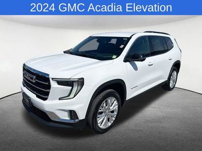 Used 2024 GMC Acadia Elevation w/ Luxury Package