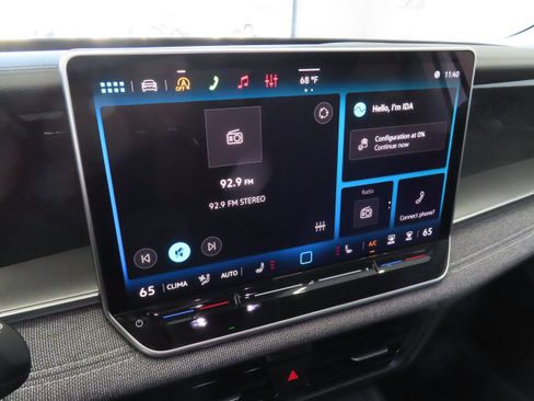 New 2026 Volkswagen Tiguan S FWD image 18