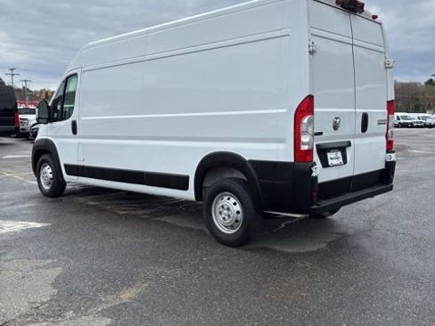 Used 2023 RAM ProMaster 2500 FWD image 5